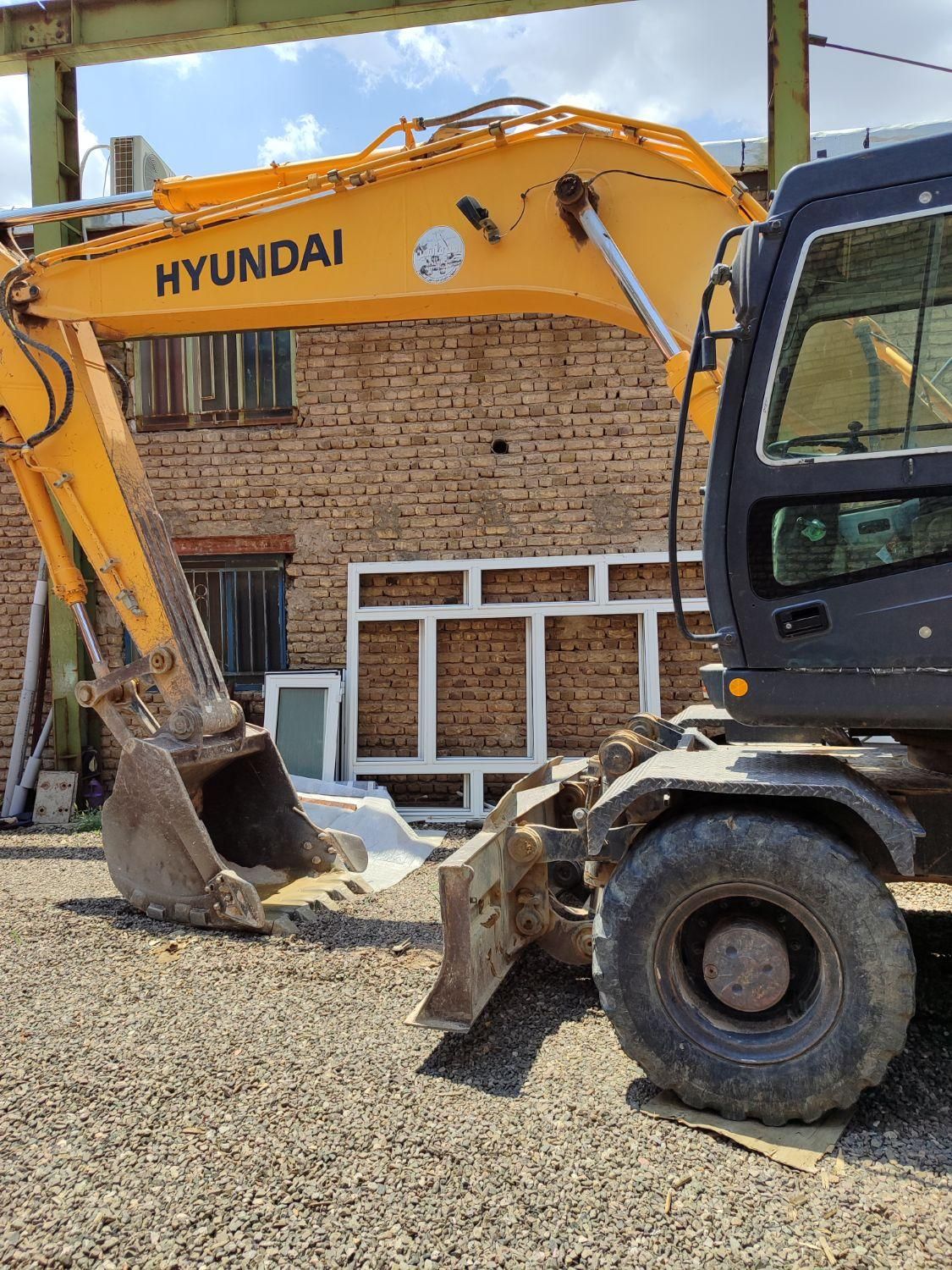 بیل میکانیکی و کامیون کمپرسی|خدمات حمل و نقل|زنجان, |دیوار