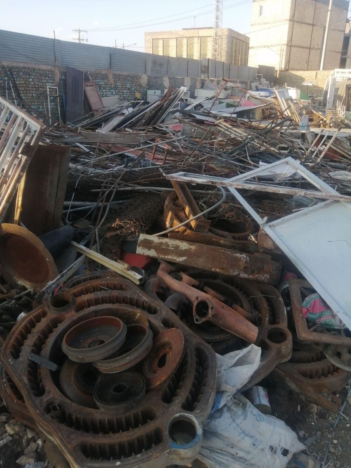 ضایعات آهن مس برنج آلومینیوم وغیره|عمده‌فروشی|مشهد, آبکوه|دیوار