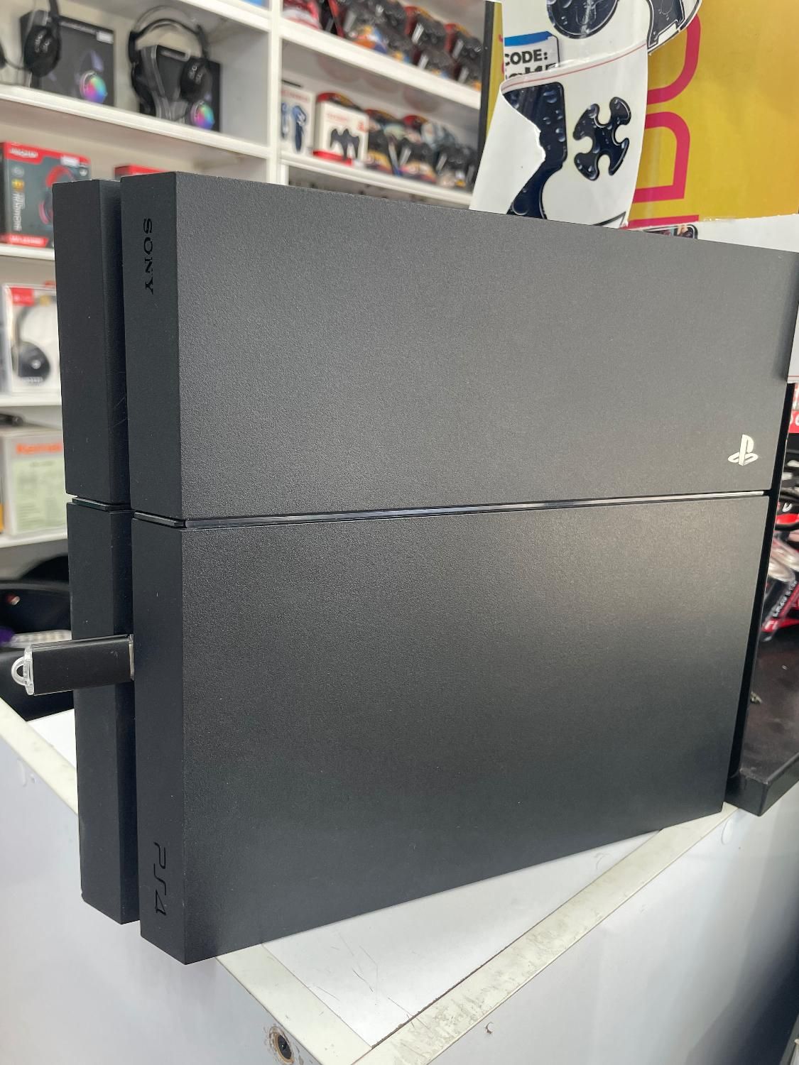 کنسول بازی Ps4|کنسول، بازی ویدئویی و آنلاین|آستارا, |دیوار
