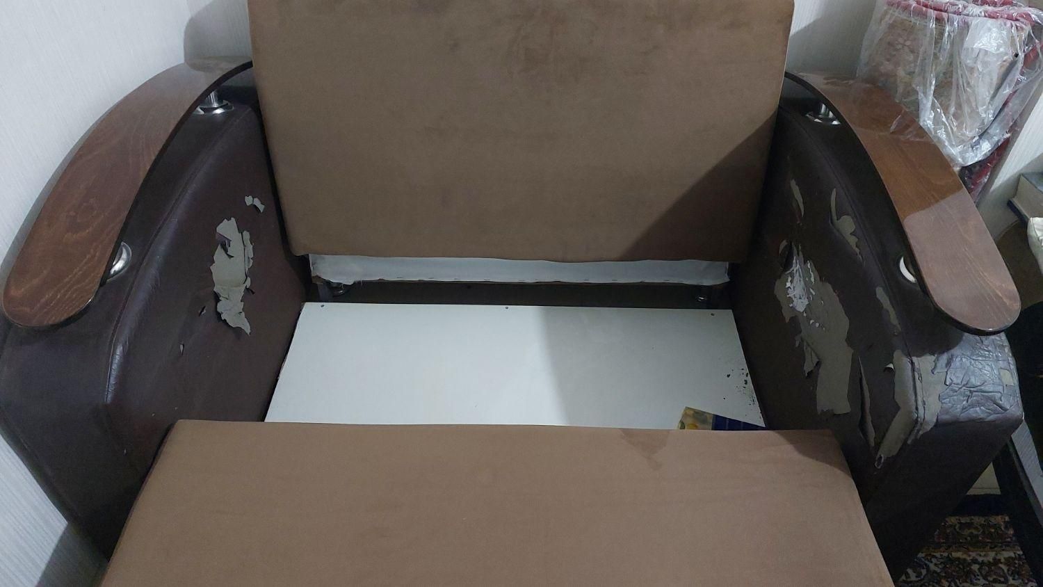 مبل نشیمن دو نفره، تختخواب شو، تختخواب برای یک نفر|تخت و سرویس خواب|اسلام‌شهر, شهرک مفیدی|دیوار