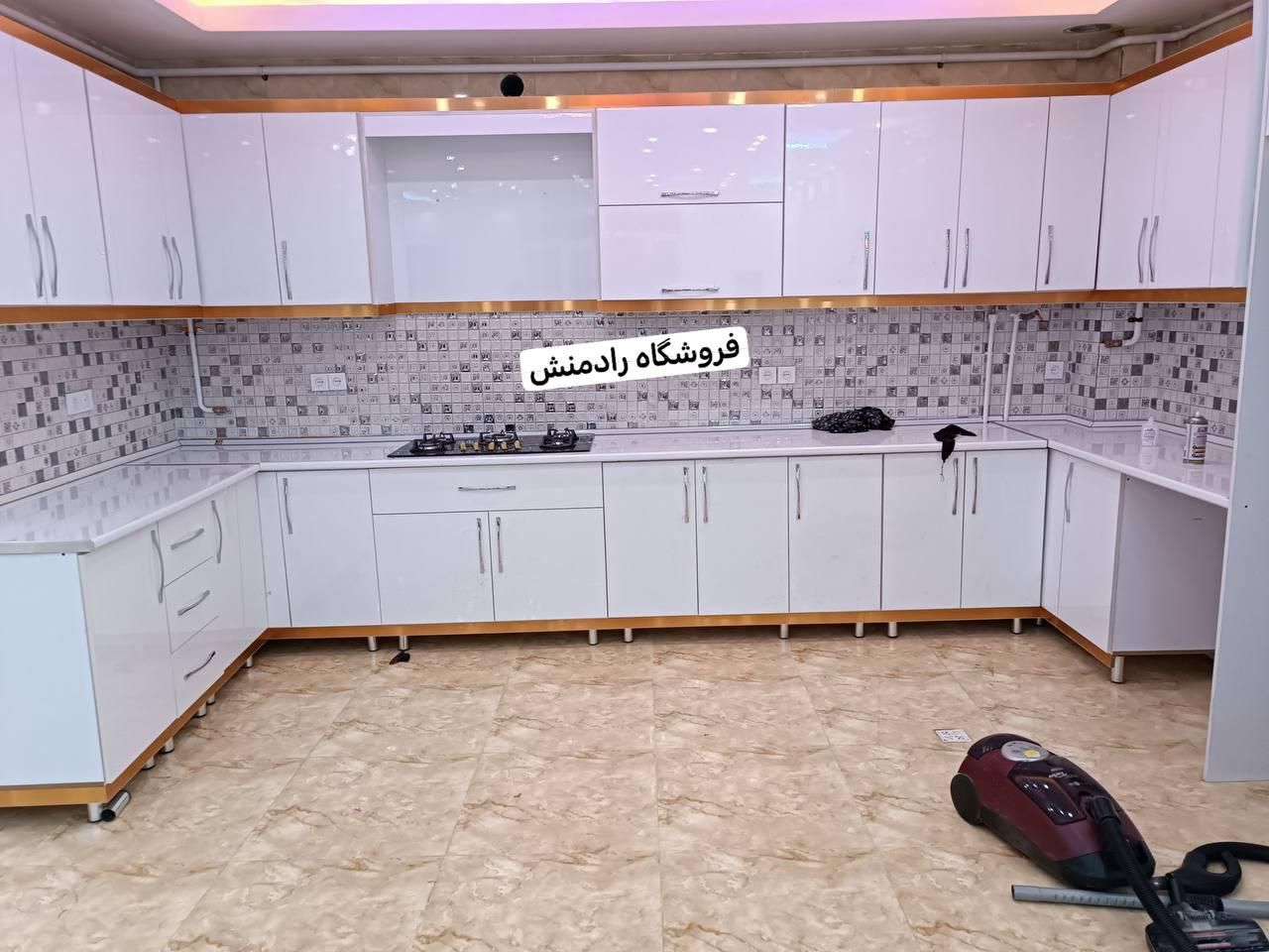 کابینت هایگلاس اصل ((رادمنش)) با نصب|مصالح و تجهیزات ساختمان|ایلام, |دیوار