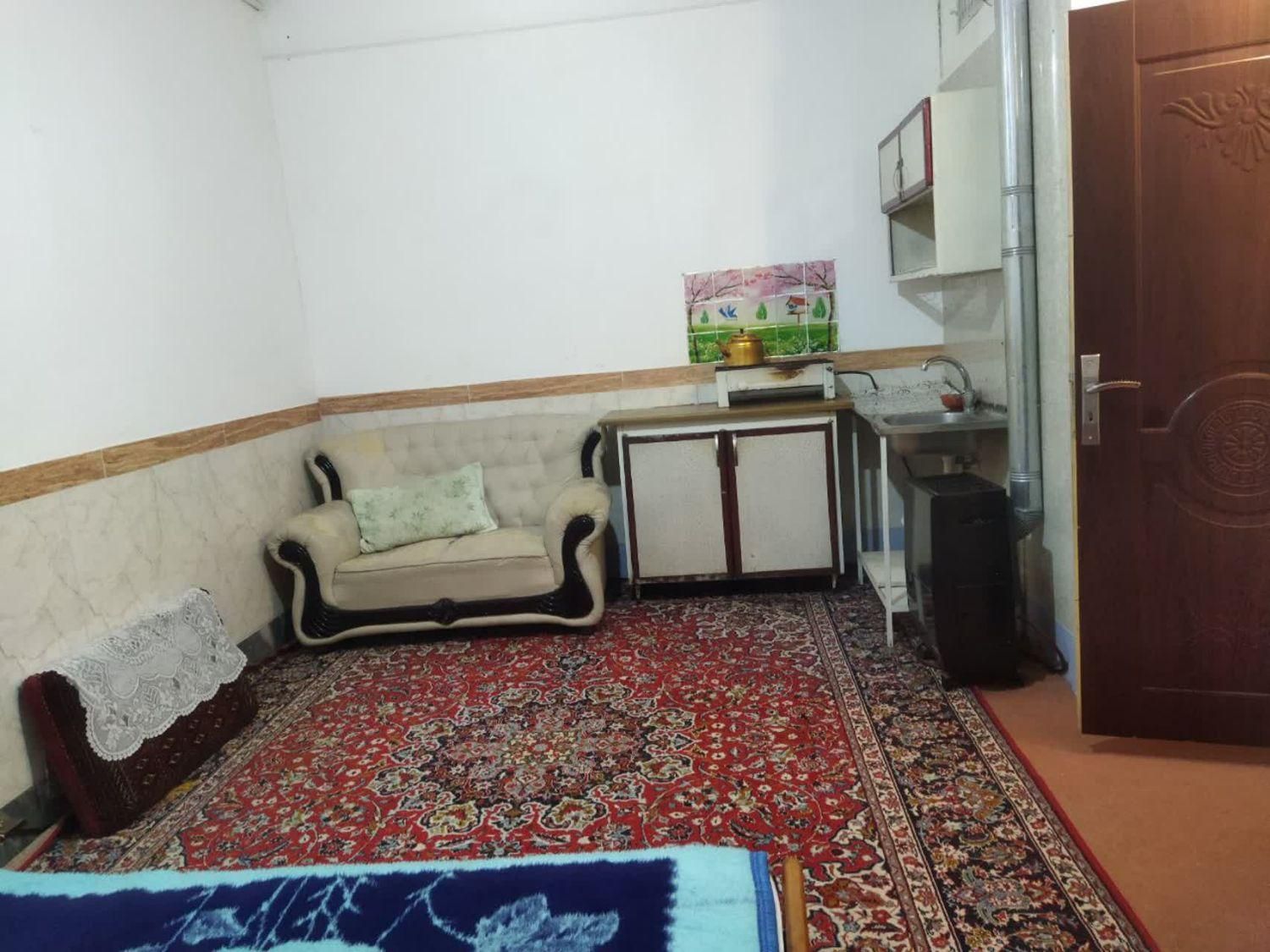 سویت تمیز روبه روی مسجد جمکران|اجارهٔ کوتاهمدت آپارتمان و سوئیت|قم, زاویه|دیوار