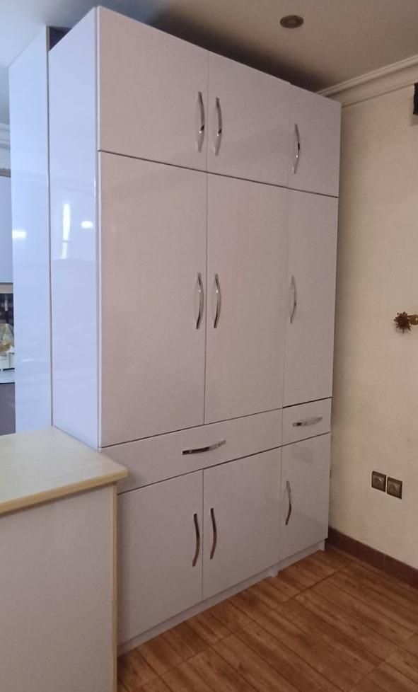 نصب برچسب ونصاب برچسب، کمد، کابینت|خدمات پیشه و مهارت|رشت, پل تالشان|دیوار