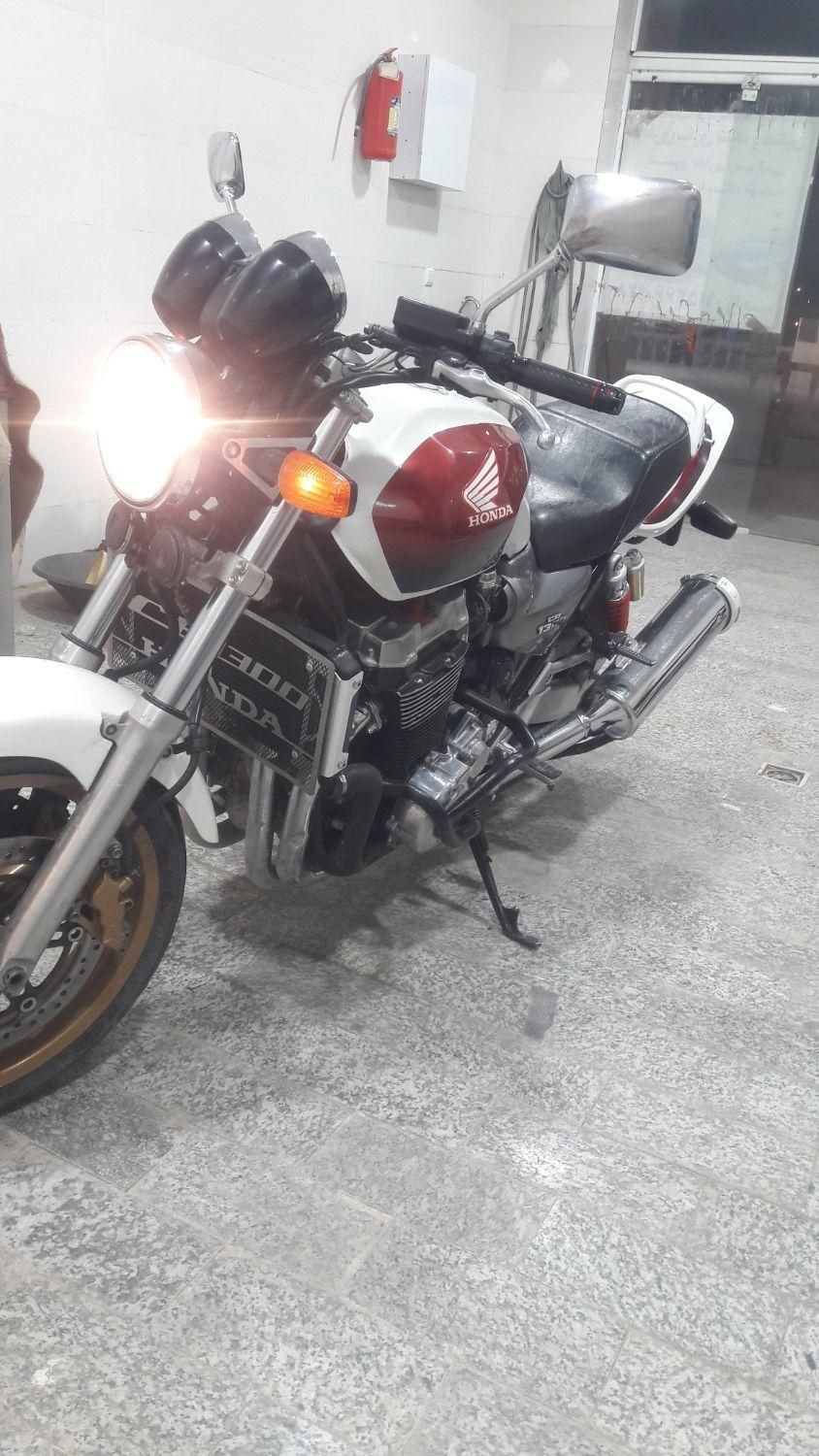 cb1300|موتورسیکلت|مشهد, ابوطالب|دیوار