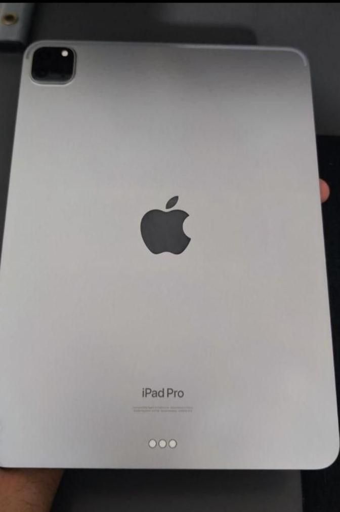 ipad pro 2022 WiFi|تبلت|کرمان, |دیوار
