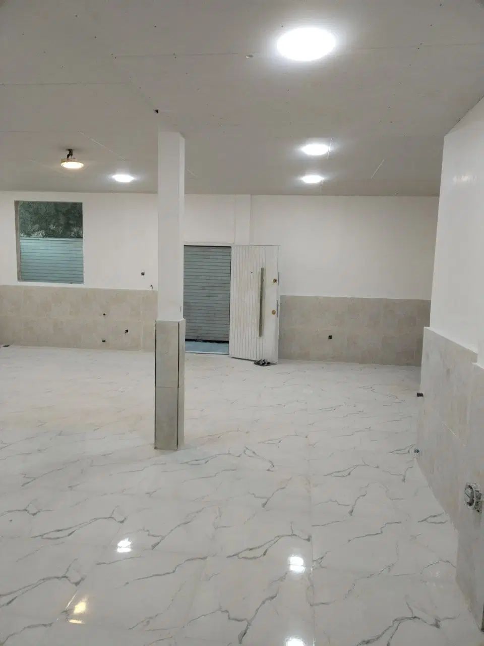 حاشیه جمهوری ۱۱۰متری/ مطب /دفتر اداری رهن و اجاره|اجارهٔ دفتر کار، اتاق اداری، مطب|گلبهار, شهر جدید گلبهار|دیوار