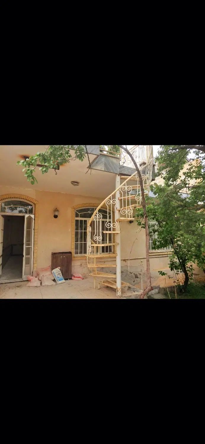 خانه روستای خاوه (معاوضه دارم و مقداری  سر میدم)|فروش خانه و ویلا|قم, باجک دو|دیوار