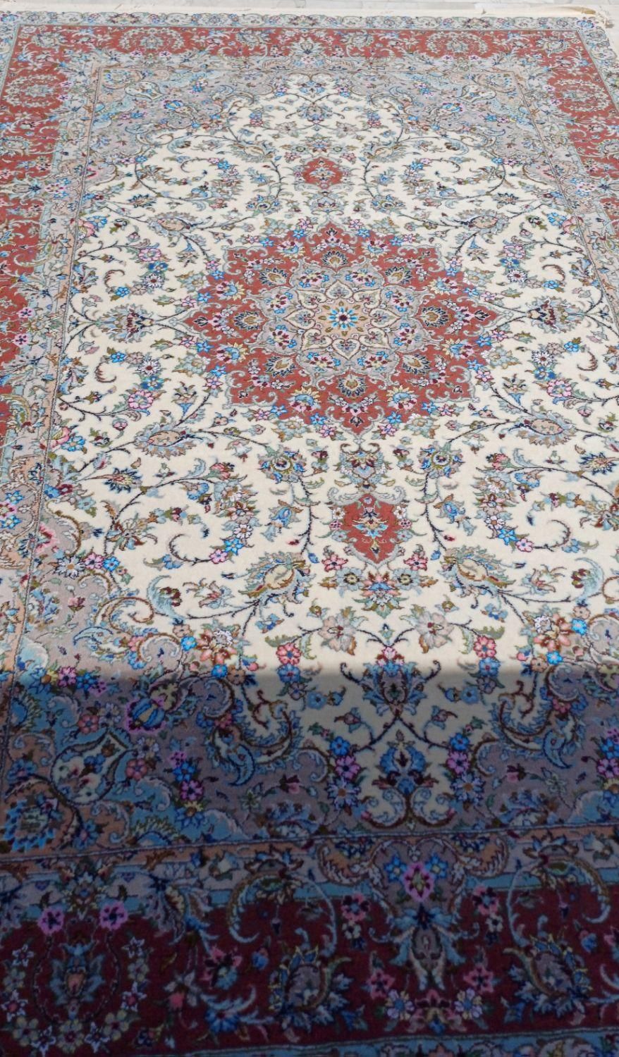 دو جفت قالی دستباف|فرش|کاشان, حسن آباد|دیوار