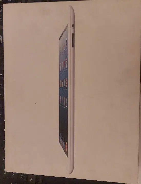 iPad|تبلت|تهران, نیروی هوایی (پیروزی)|دیوار