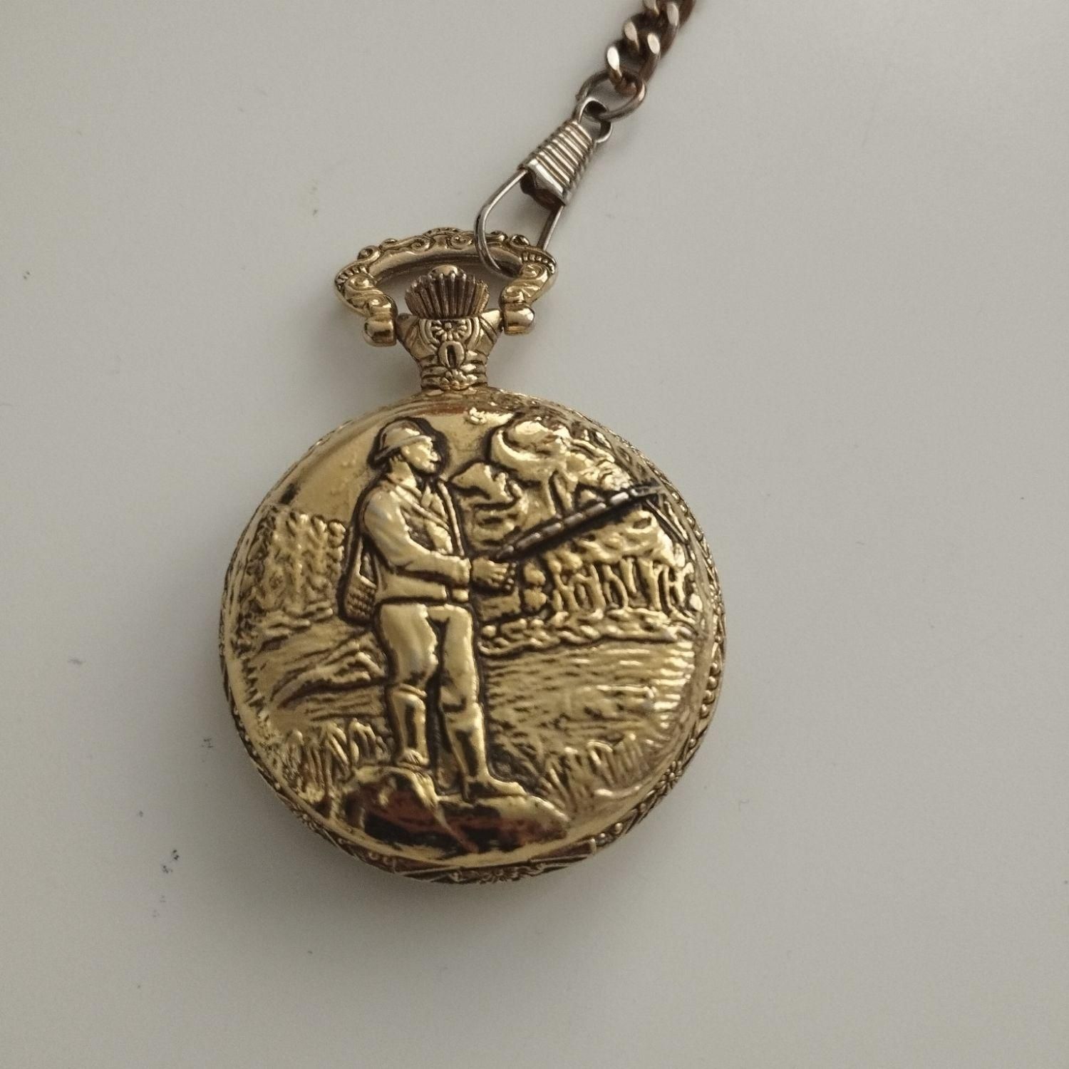 ساعت کلکسیونی جیبی|ساعت|هشتگرد, هشتگرد قدیم|دیوار