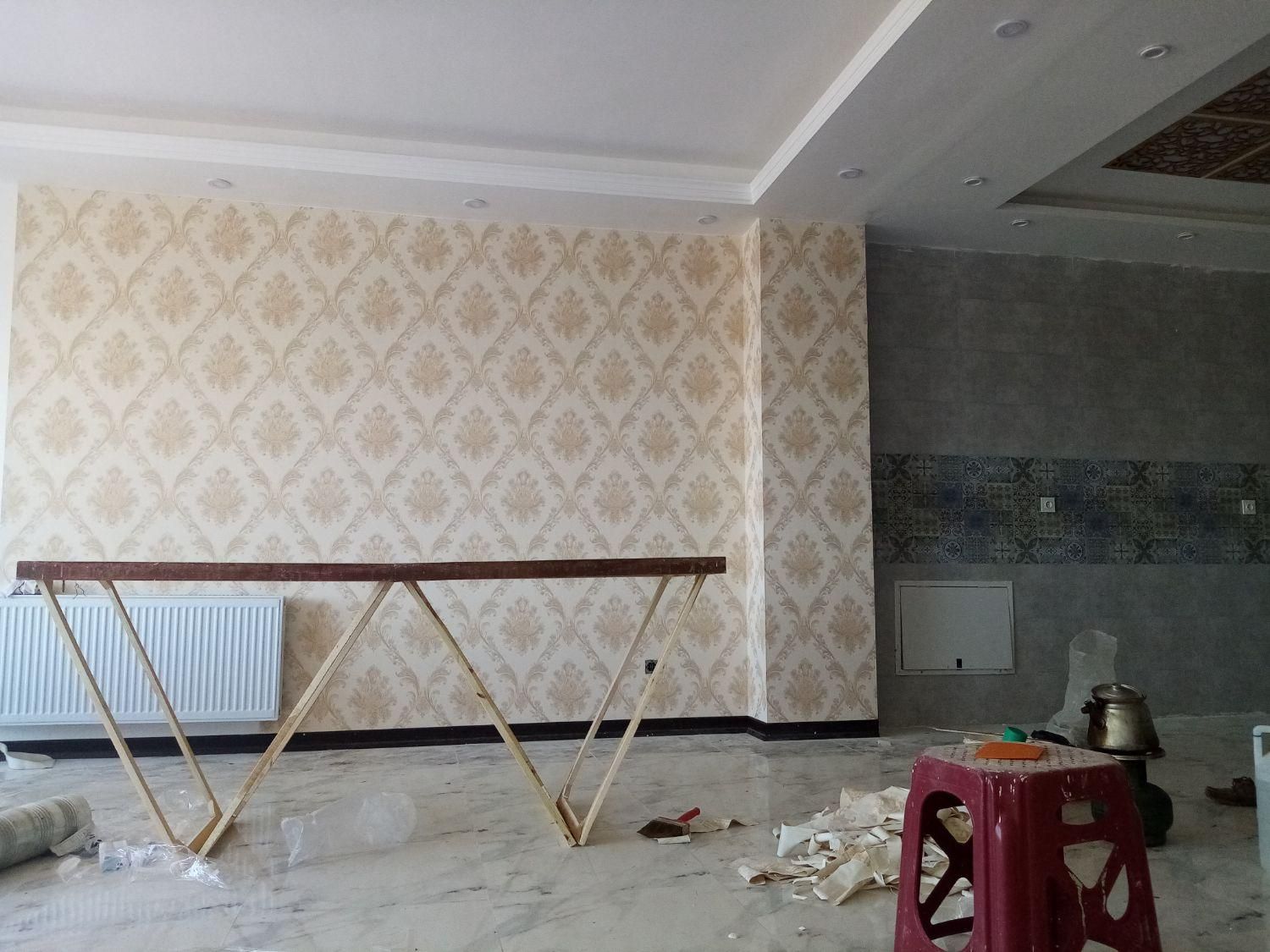 نصب کاغذدیواری وپوستر ونقاشی|خدمات پیشه و مهارت|نهاوند, |دیوار