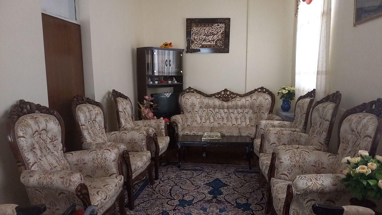 مبل سلطنتی 9 نفره|مبلمان خانگی و میز عسلی|آبیک, |دیوار