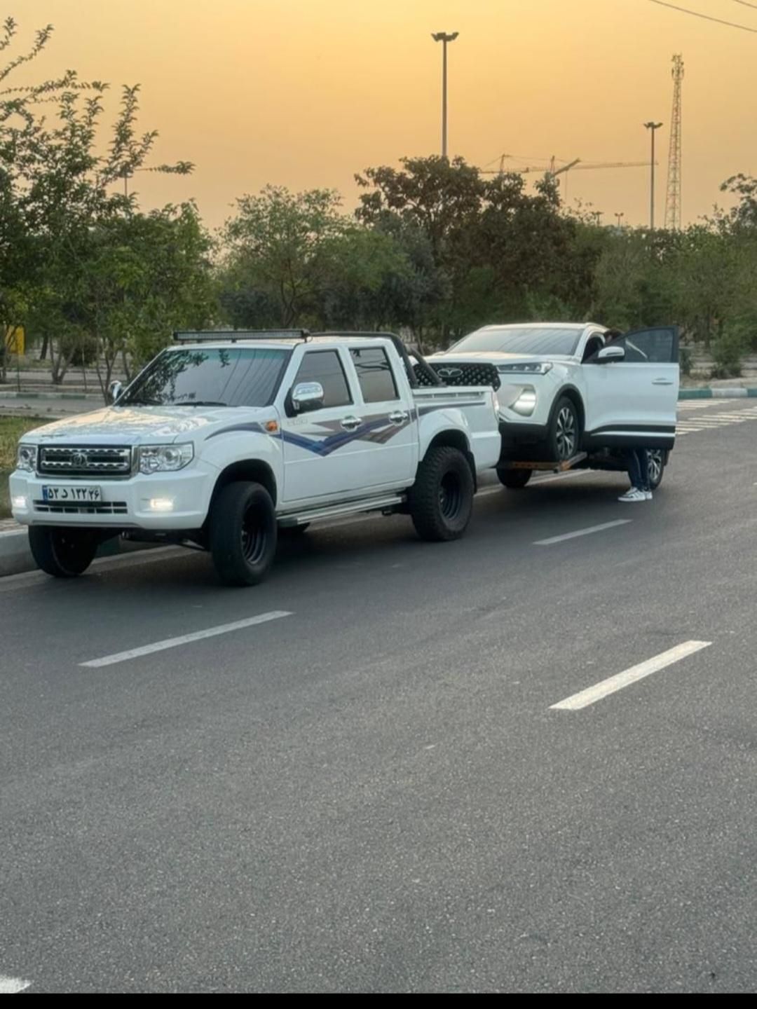 امدادخودرو یدک کش چرخگیرافرودخودروبرجرثقیل مکانیک|خدمات حمل و نقل|کرمانشاه, |دیوار