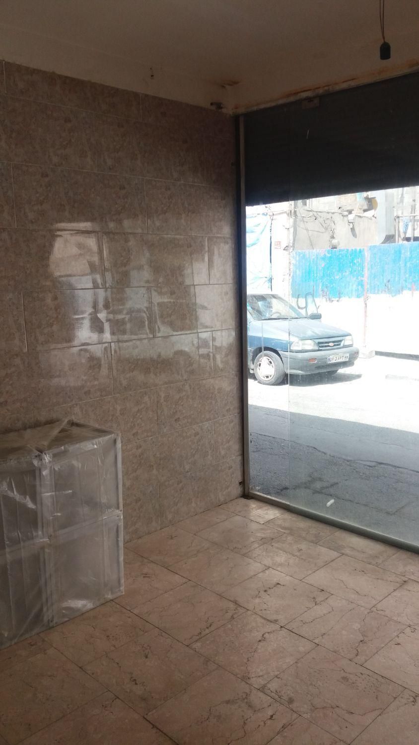 مغازه ۱۲ متری|اجارهٔ مغازه و غرفه|تهران, شهرک طالقانی|دیوار