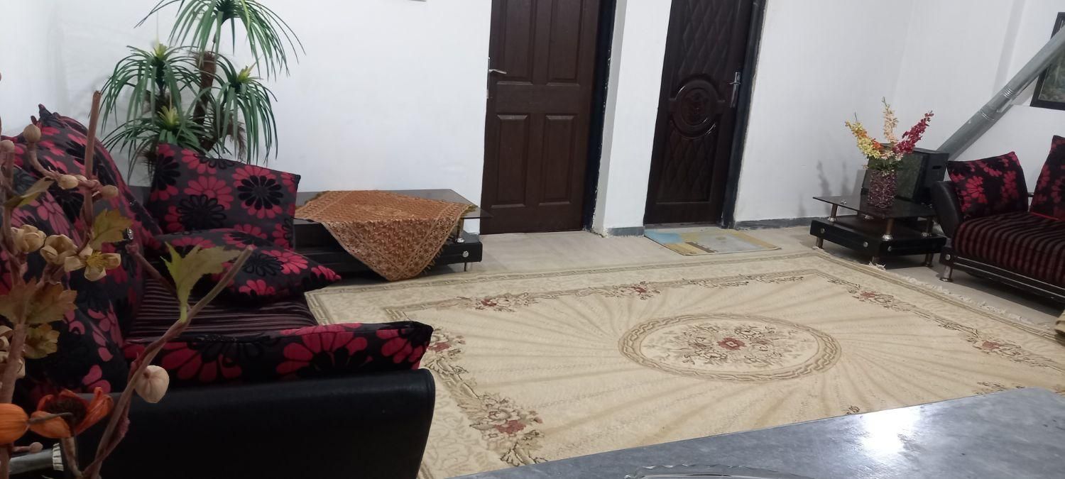 واحد آپارتمانی دو خواب پارکینگ مسقف|اجارهٔ کوتاه‌مدت آپارتمان و سوئیت|رشت, هلال احمر|دیوار