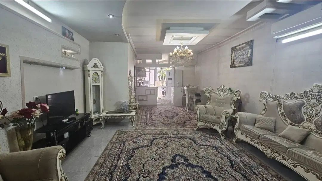 آپارتمان دوخوابه با پارکینگ اختصاصی|فروش آپارتمان|مشهد, مشکینی (شهرک غرب)|دیوار