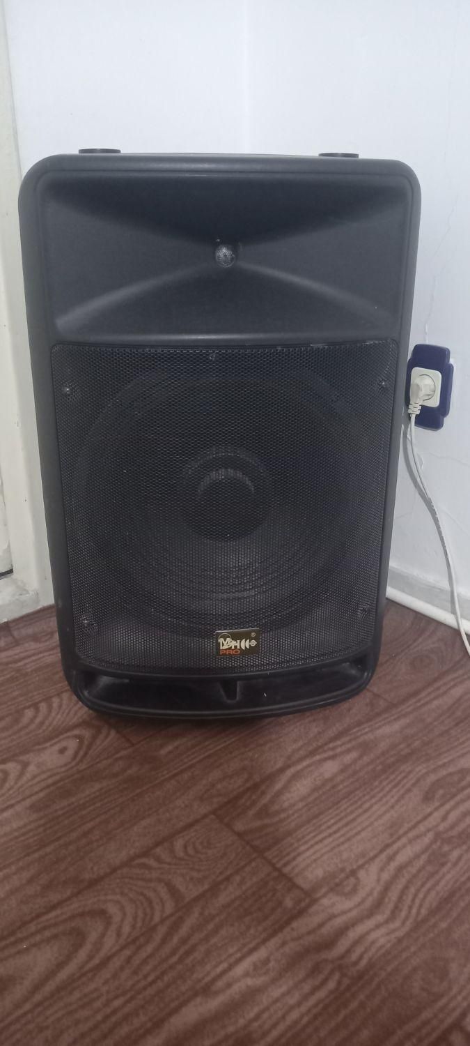 باند دود ساز میکروفن دیجی باند اسپیکر|صوتی و تصویری|رودهن, |دیوار