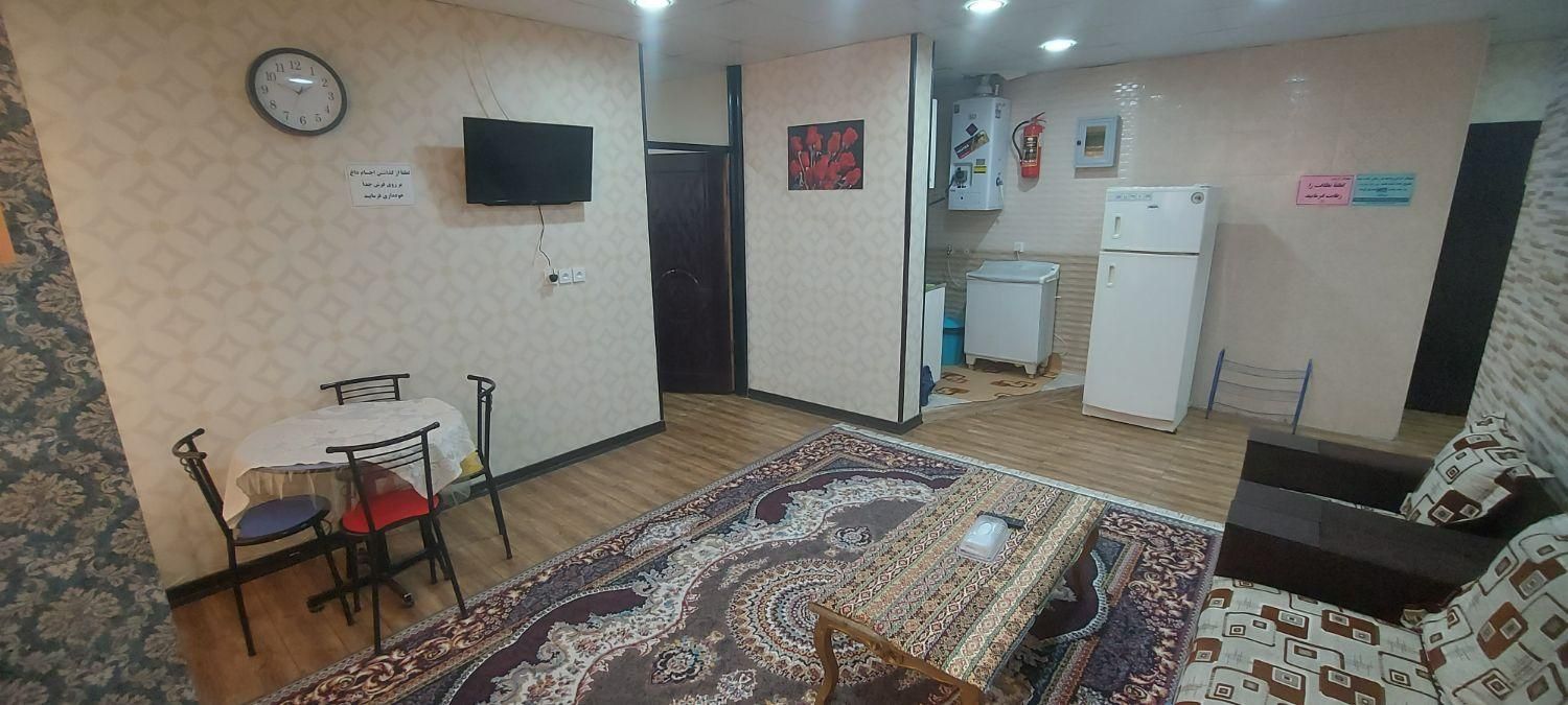 اجاره آپارتمان سوئیت منزل مبله هتل مسافر روزانه|اجارهٔ کوتاهمدت آپارتمان و سوئیت|شیراز, زند|دیوار