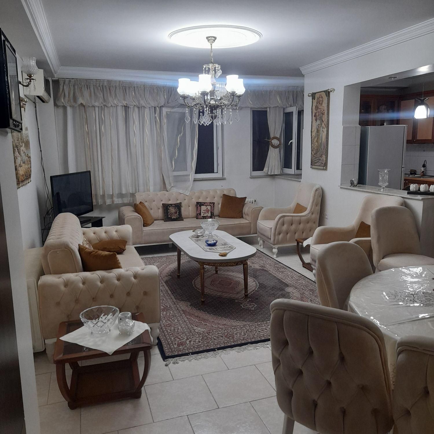 فروش آپارتمان شیک85متری دوخوابه برخیابان فدک میخک|فروش آپارتمان|ارومیه, |دیوار