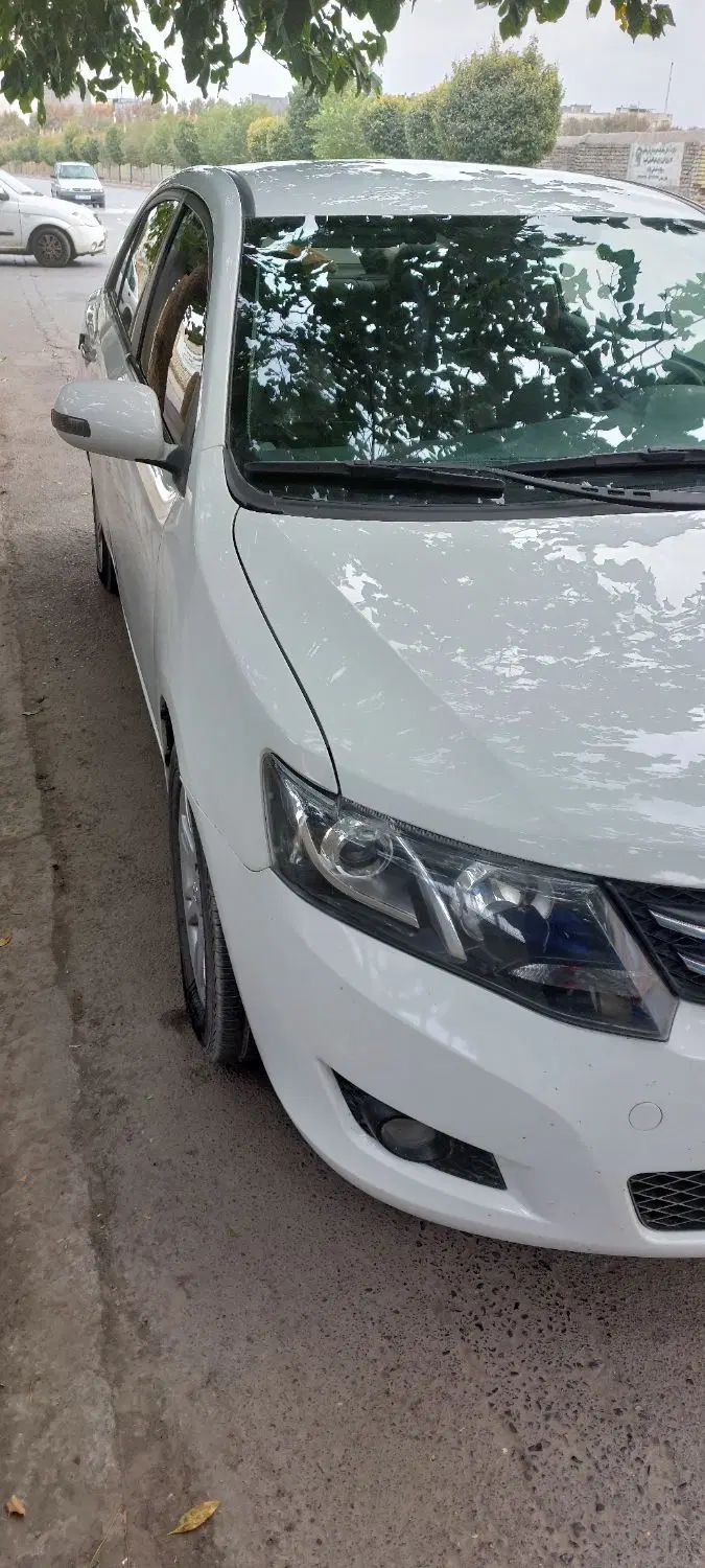 ماشین اریو زوتی ومعاوضه با اچ سی کراس مدل ۹۶یا۹۷|خودرو سواری و وانت|مشهد, توس (بلوار توس)|دیوار