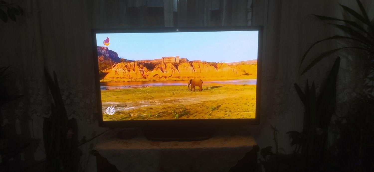 تلویزیون ۴۲اینچ ال ای دی  lg|تلویزیون و پروژکتور|تهران, خاوران|دیوار