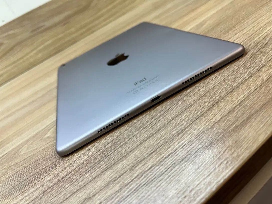 ipad pro|تبلت|اصفهان, عسگریه|دیوار