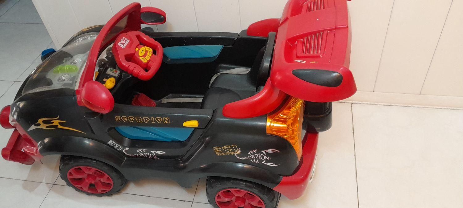 ماشین شارژی کاملا سالم|اسباببازی|اصفهان, باغ نگاره|دیوار