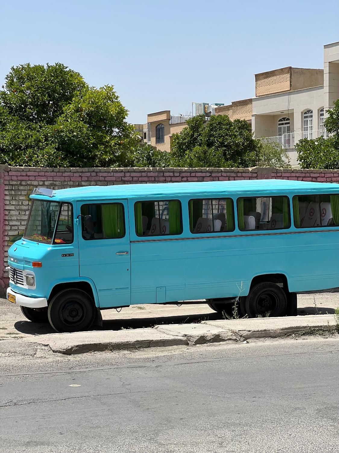مینی بوس بنز تمیز و آماده به کار|خودرو سنگین|شیراز, دانشگاه شیراز|دیوار