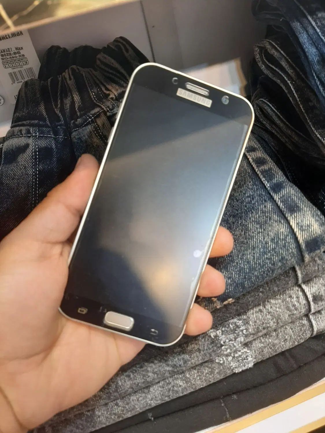سامسونگ Galaxy A7 (2017) با حافظهٔ ۳۲ گیگابایت|موبایل|تهران, نارمک|دیوار