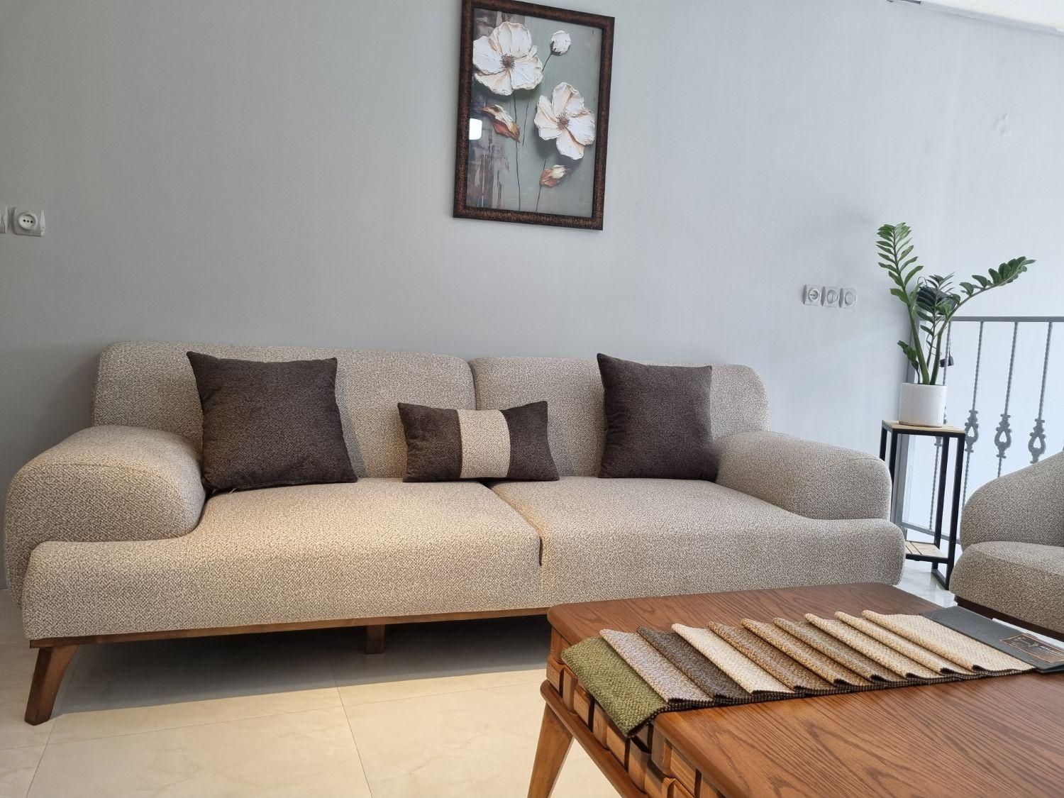 مبل چستر ساده|مبلمان خانگی و میز عسلی|مشهد, خواجه ربیع|دیوار