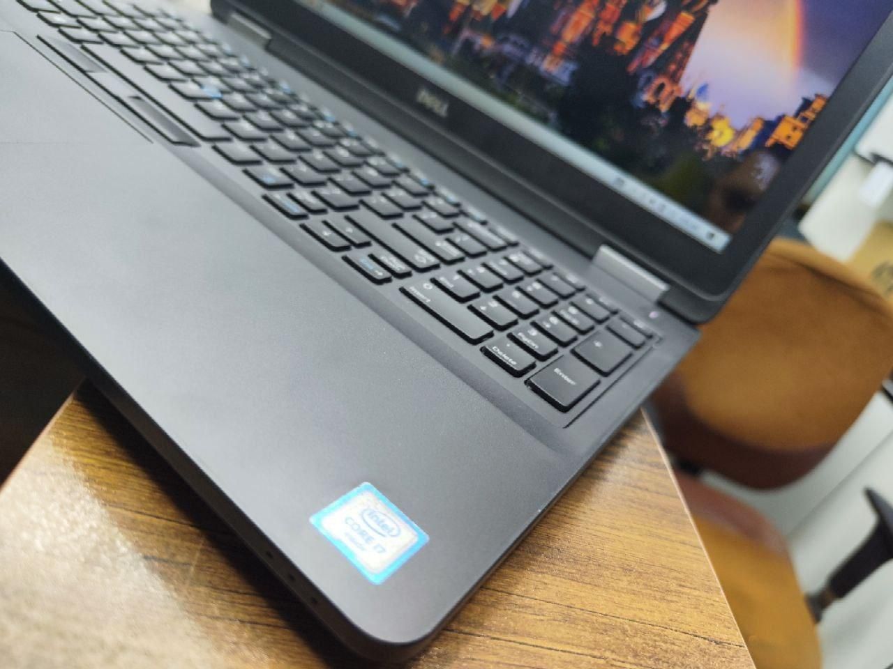 لپ تاپ dell  core i7 هشت هسته ای .گرافیک ۲ مجزا|رایانه همراه|گلستان (تهران), |دیوار