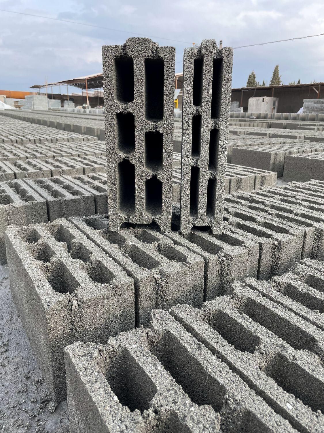 تولید بلوک سبک باپوکه *بلوک لیکا*|مصالح و تجهیزات ساختمان|سیرجان, |دیوار