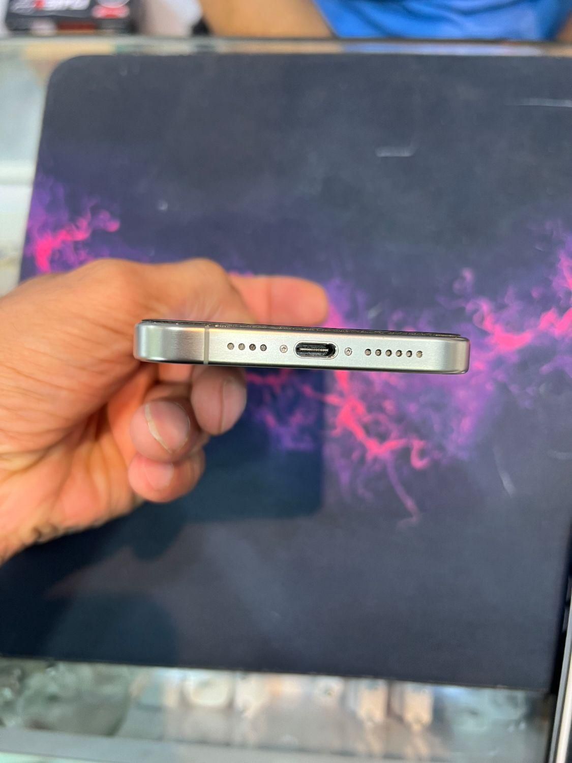 اپل iPhone 15 Pro Max با حافظهٔ ۲۵۶ گیگابایت|موبایل|ساری, |دیوار