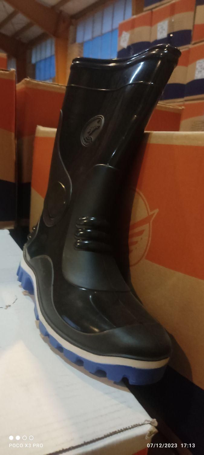 چکمه مواد کهنه و نو|کیف، کفش، کمربند|قم, شهر قائم|دیوار