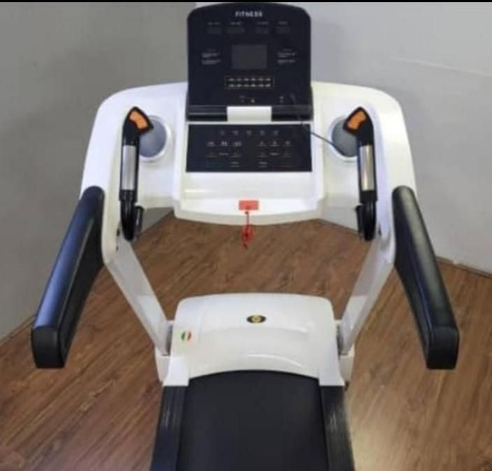 تردمیل صفحه لب تابی ( قابلیت پخش فیلم )|تجهیزات ورزشی|زاهدان, |دیوار