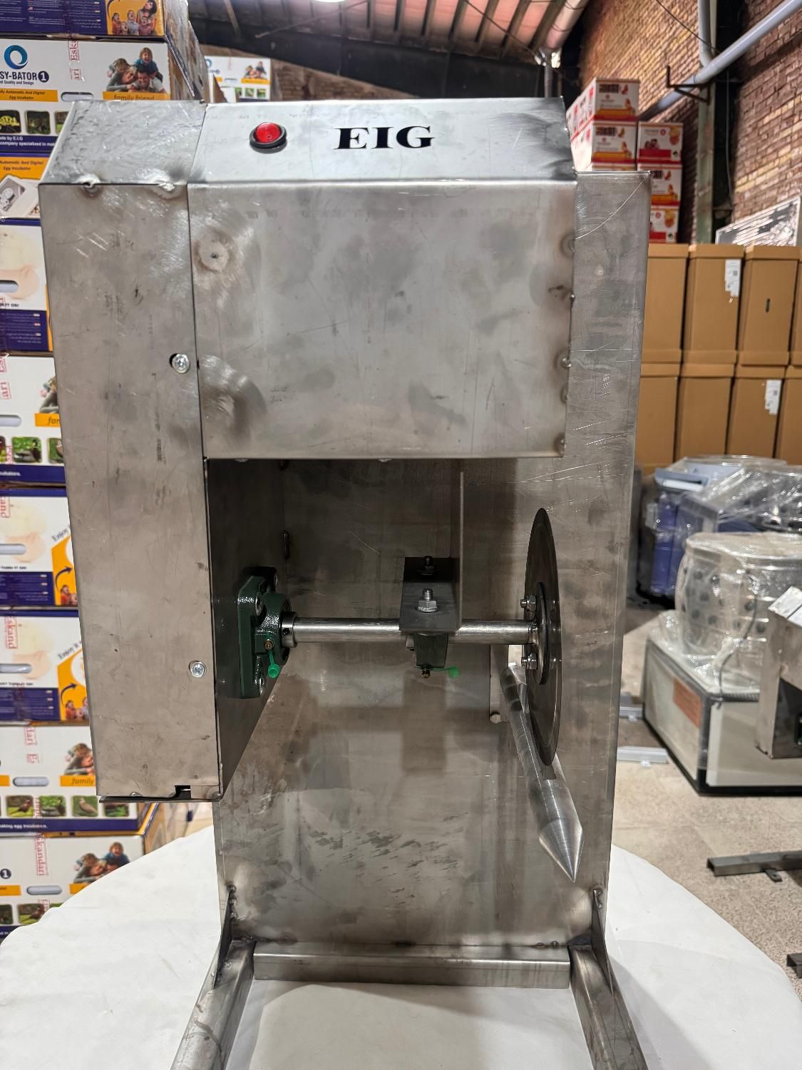 مرکزفروش مرغ خردکن خرد کن خوردکن برش دهنده ی مرغ|ماشینآلات صنعتی|شیراز, شریفآباد|دیوار