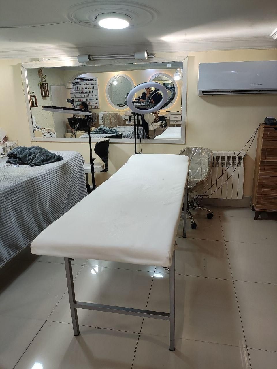 اجاره تخت صندلی در آرایشگاه بانوان یک ماه رایگان|اجارهٔ دفتر کار، اتاق اداری، مطب|تهران, ازگل|دیوار