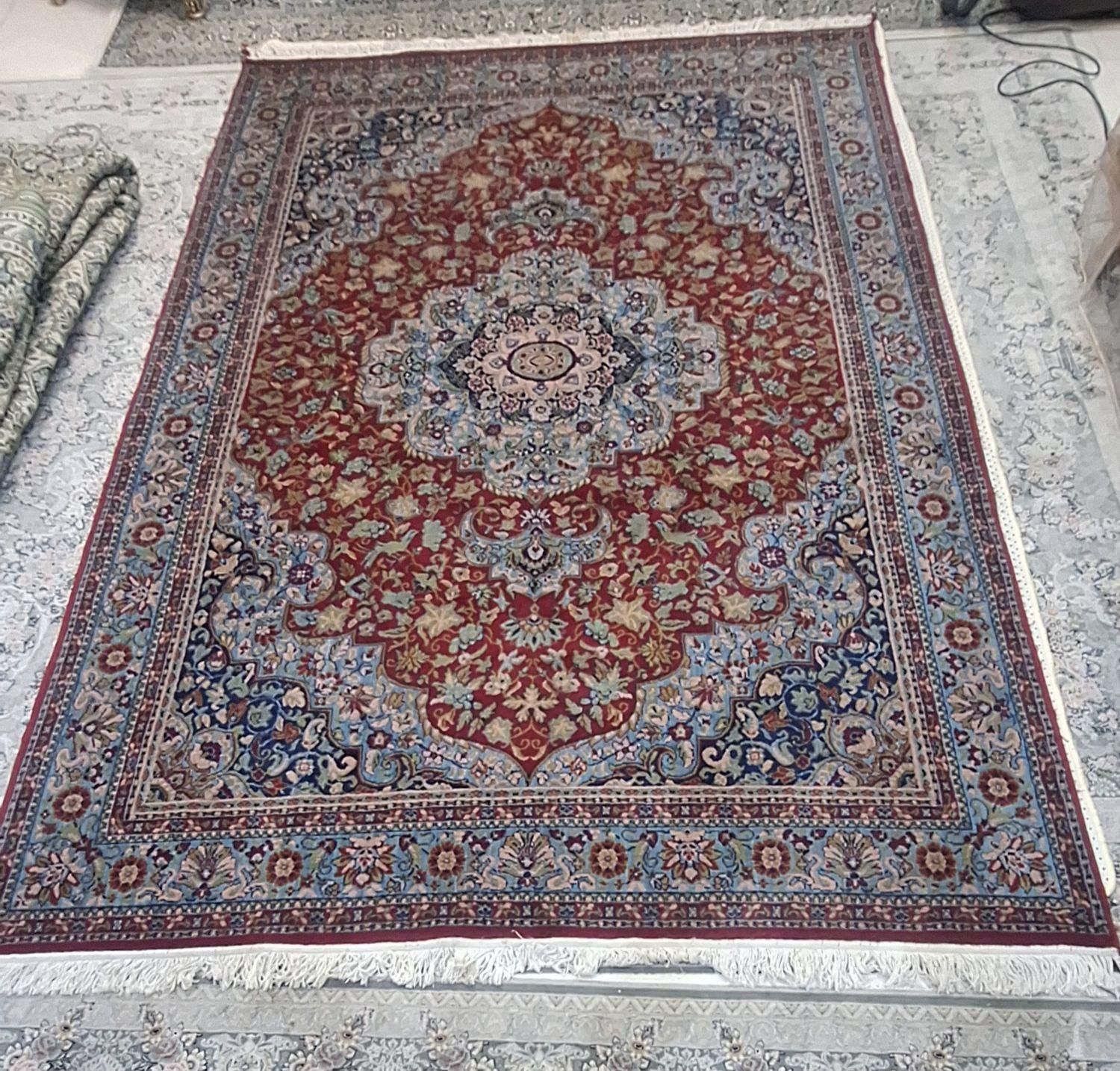 یک تخته فرش ۱۲ متری ۵۰۰ شانه و دو تخته فرش ۶ متری|فرش|تهران, حمزه‌آباد|دیوار