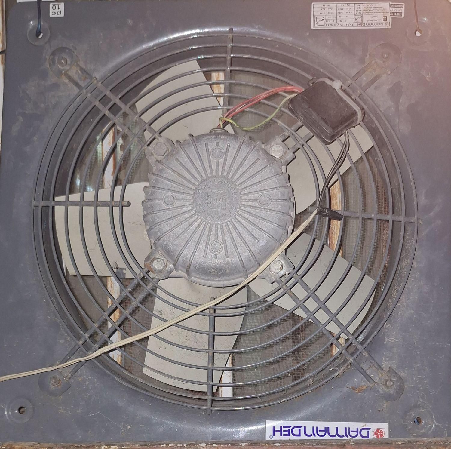 هواکش صنعتی|پنکه و تصفیه‌کنندهٔ هوا|قوچان, |دیوار