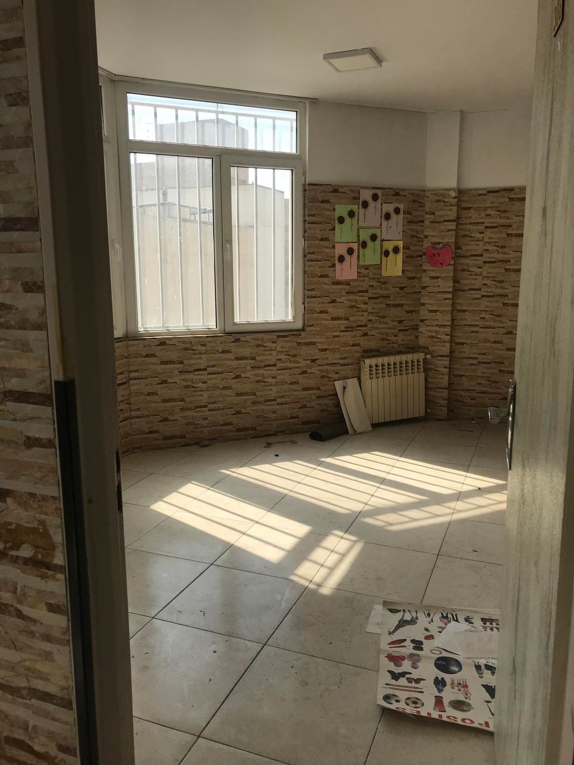 مستغلات سه طبقه ۴۰ اتاق|فروش دفتر کار، اتاق اداری، مطب|تهران, گلستان (شهرک راه آهن)|دیوار