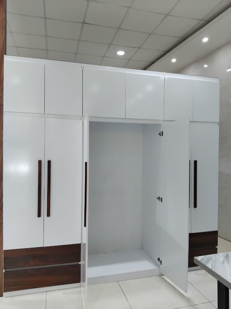 کمددیواری/کمد دیواری متحرک/کمد باکسی دو رنگ شیک|جاکفشی، کمد، دراور|نسیمشهر, |دیوار