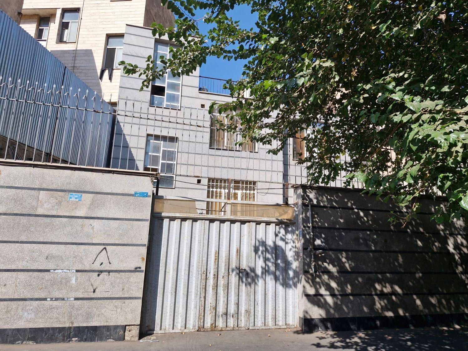 اجاره حیاط دربست|اجارهٔ خانه و ویلا|تهران, مولوی|دیوار
