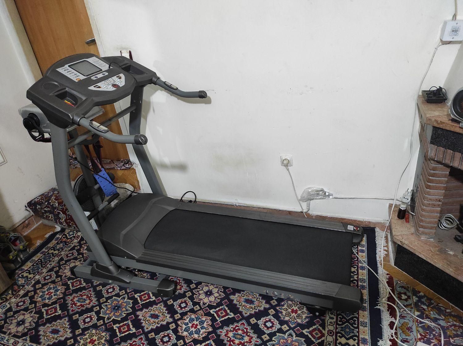 تردمیل..فروش یا معاوضه با گوشی لبتاب تو این قیمت|تجهیزات ورزشی|ملارد, |دیوار