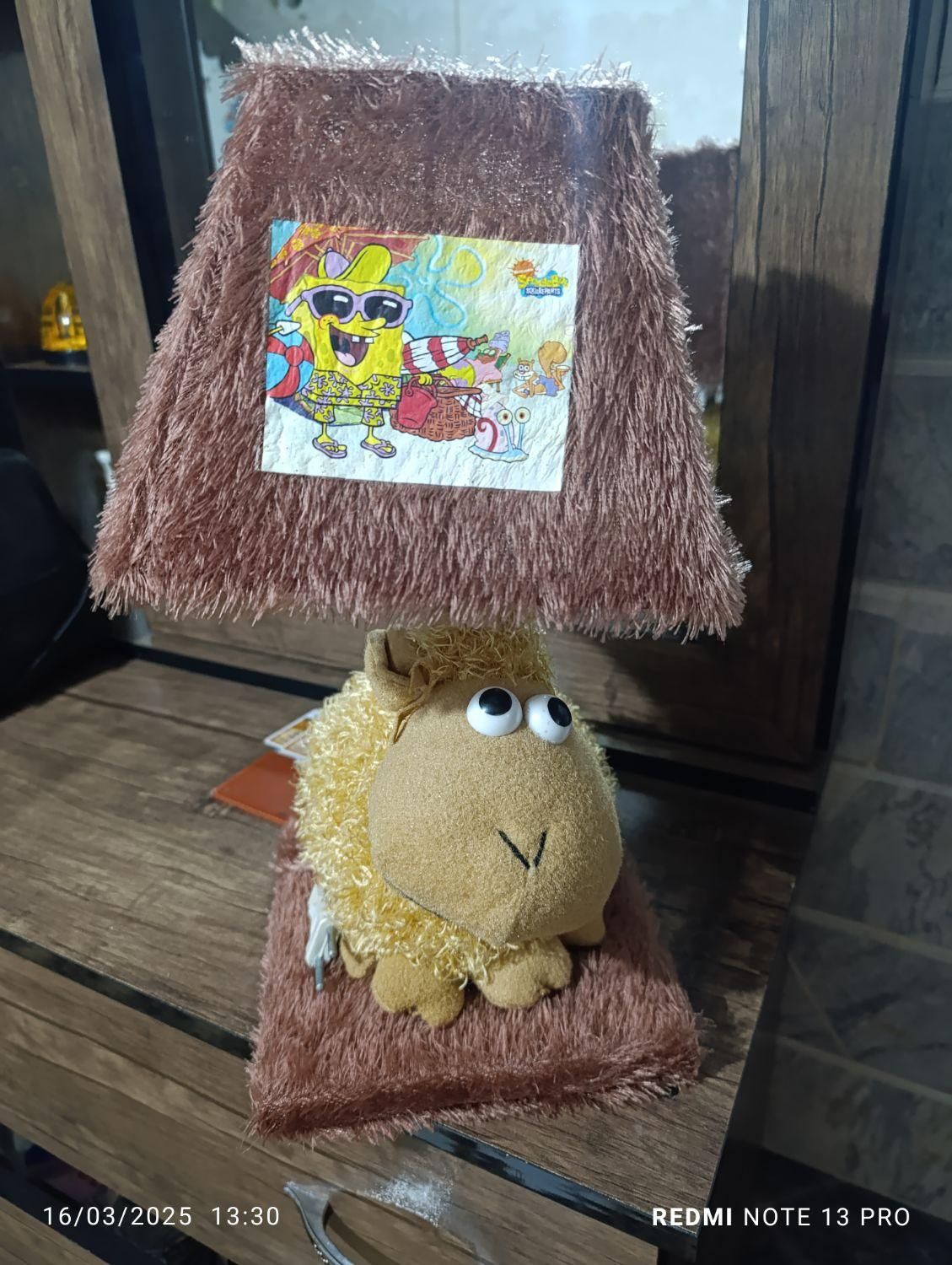 شب خواب بچه|چراغ خواب و آباژور|قم, نیروگاه|دیوار