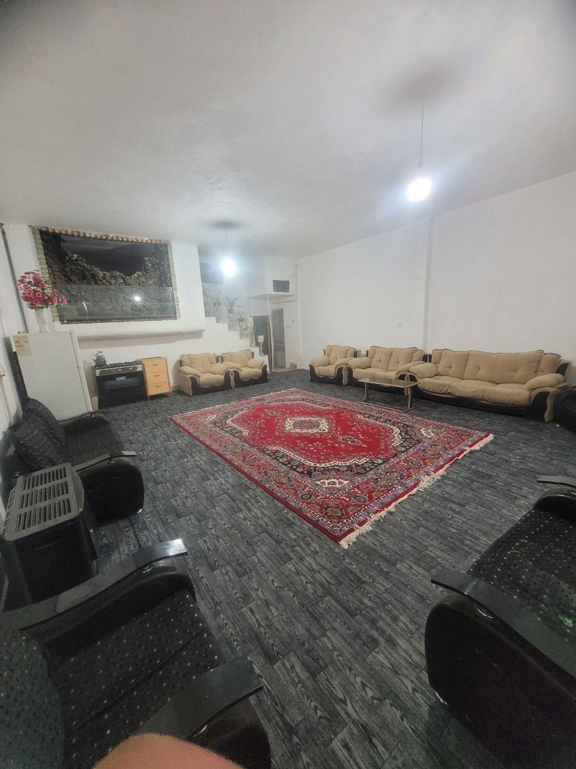 اجاره روزانه/هفتگی/ماهانه آپارتمان ۱۷۰متر|اجارهٔ کوتاه‌مدت آپارتمان و سوئیت|بروجرد, |دیوار