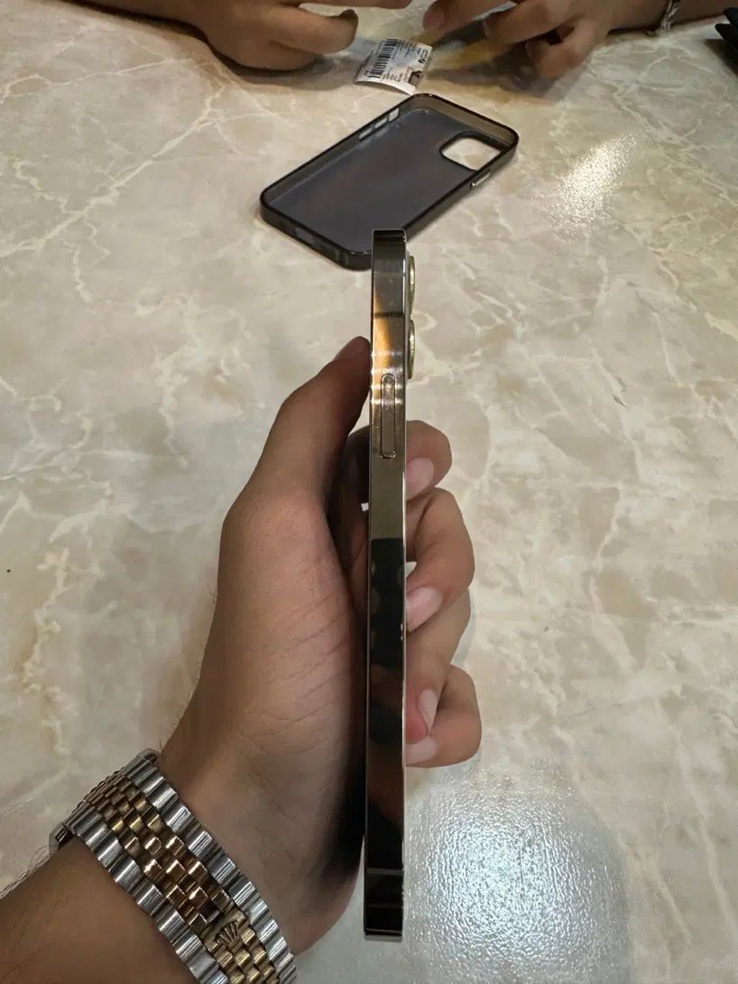 اپل iPhone 12 Pro با حافظهٔ ۲۵۶ گیگابایت|موبایل|مشهد, شهرک شهید باهنر|دیوار