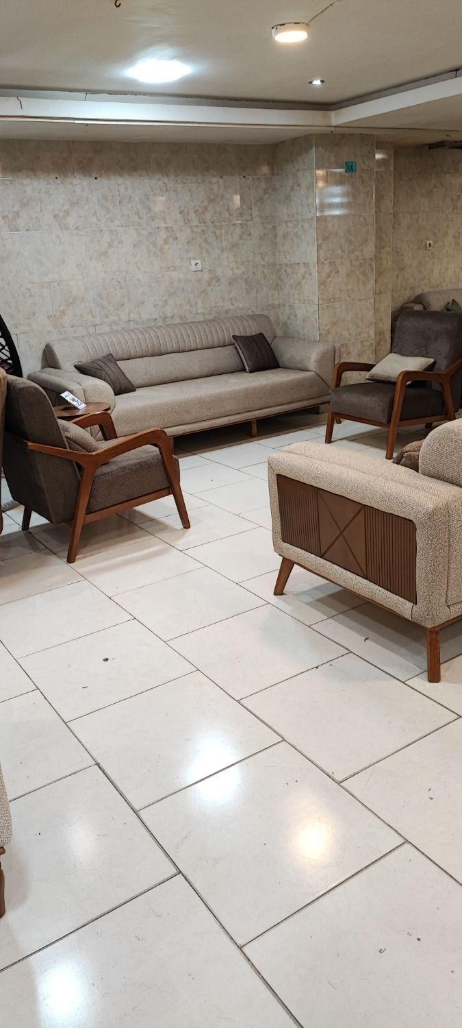 ۹۰ دست مبل موجود وآماده تحویل((طرح تعویض))|مبلمان خانگی و میز عسلی|کرج, جهانشهر|دیوار