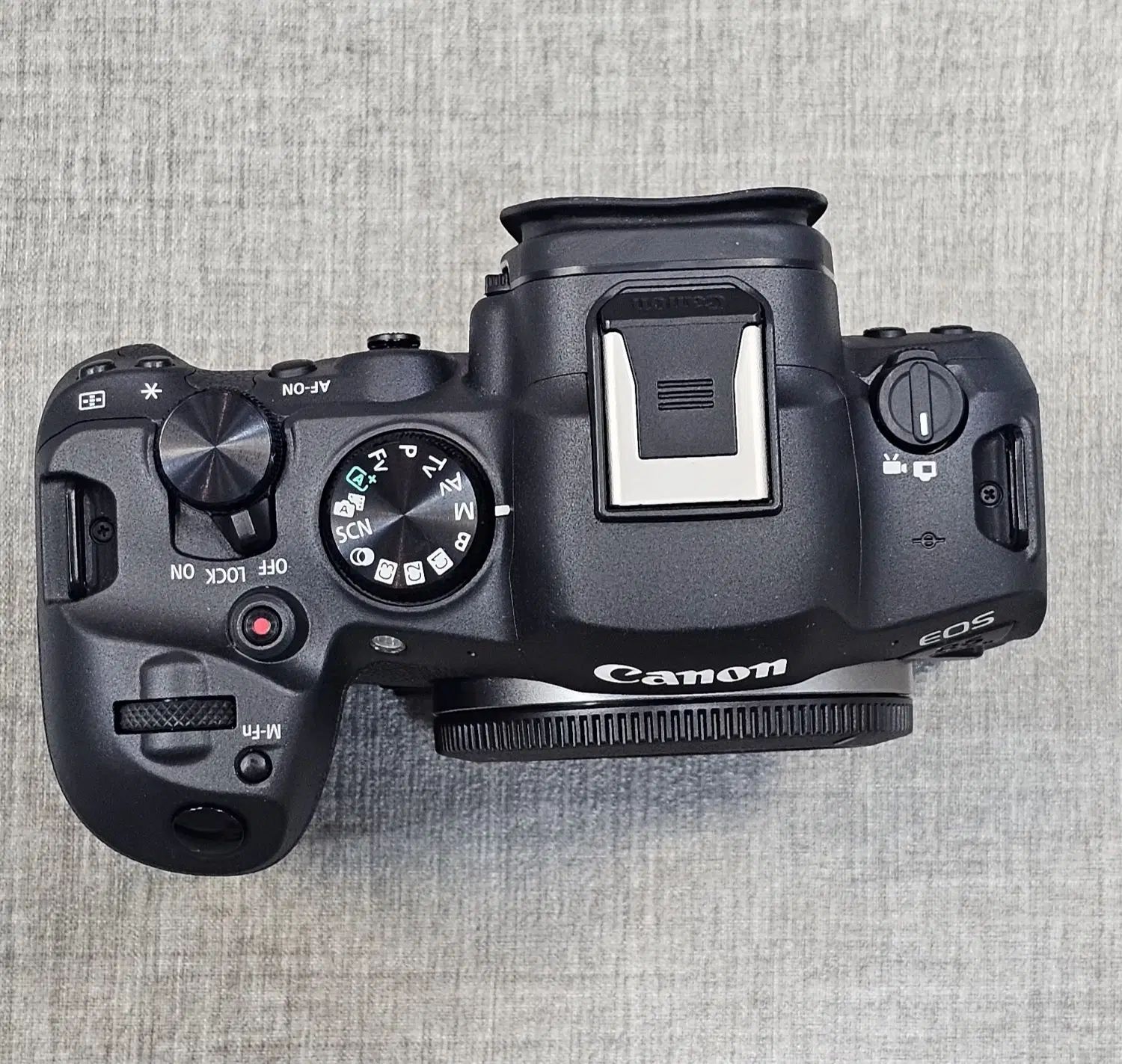 دوربین بدون آینه کنون R6 mark II|دوربین عکاسی و فیلم‌برداری|تهران, بهار|دیوار
