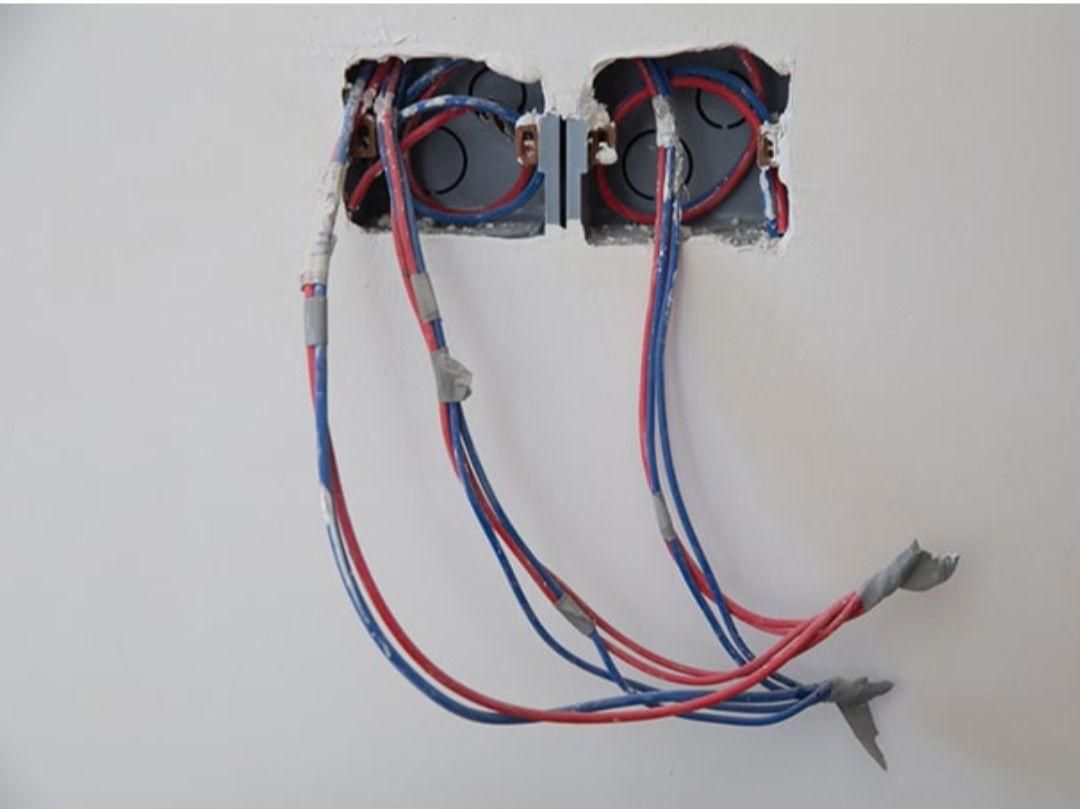 برق کاری ساختمان وخرده کاری نصب لوستر|خدمات پیشه و مهارت|رشت, ساغری سازان|دیوار