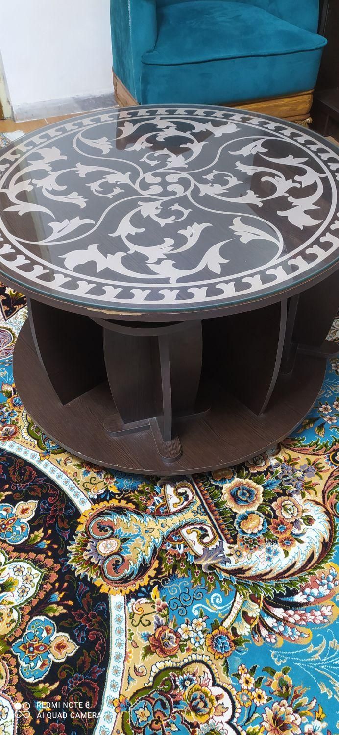 میز جلو مبلی و۴ عدد عسلی|مبلمان خانگی و میز عسلی|رشت, پاره بیجار|دیوار